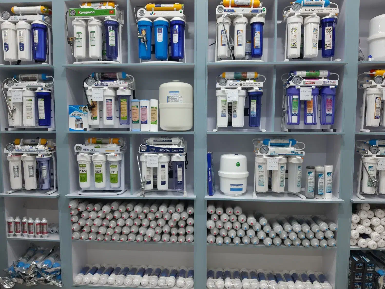 فروشنده خانم|استخدام خدمات فروشگاه و رستوران|تهران, فردوسی|دیوار