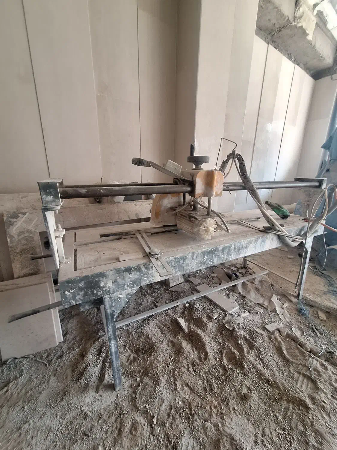 دسگاه سنگ بری|ابزارآلات|دماوند, دماوند|دیوار