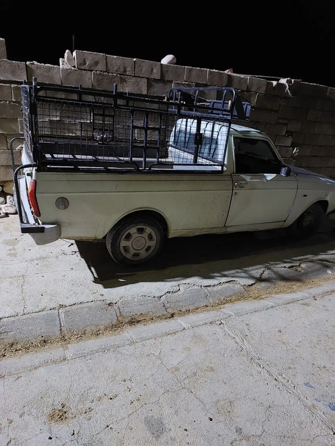 پیکان وانت۹۳ معاوضه با میش داشتی|خودرو سواری و وانت|ایذه, |دیوار