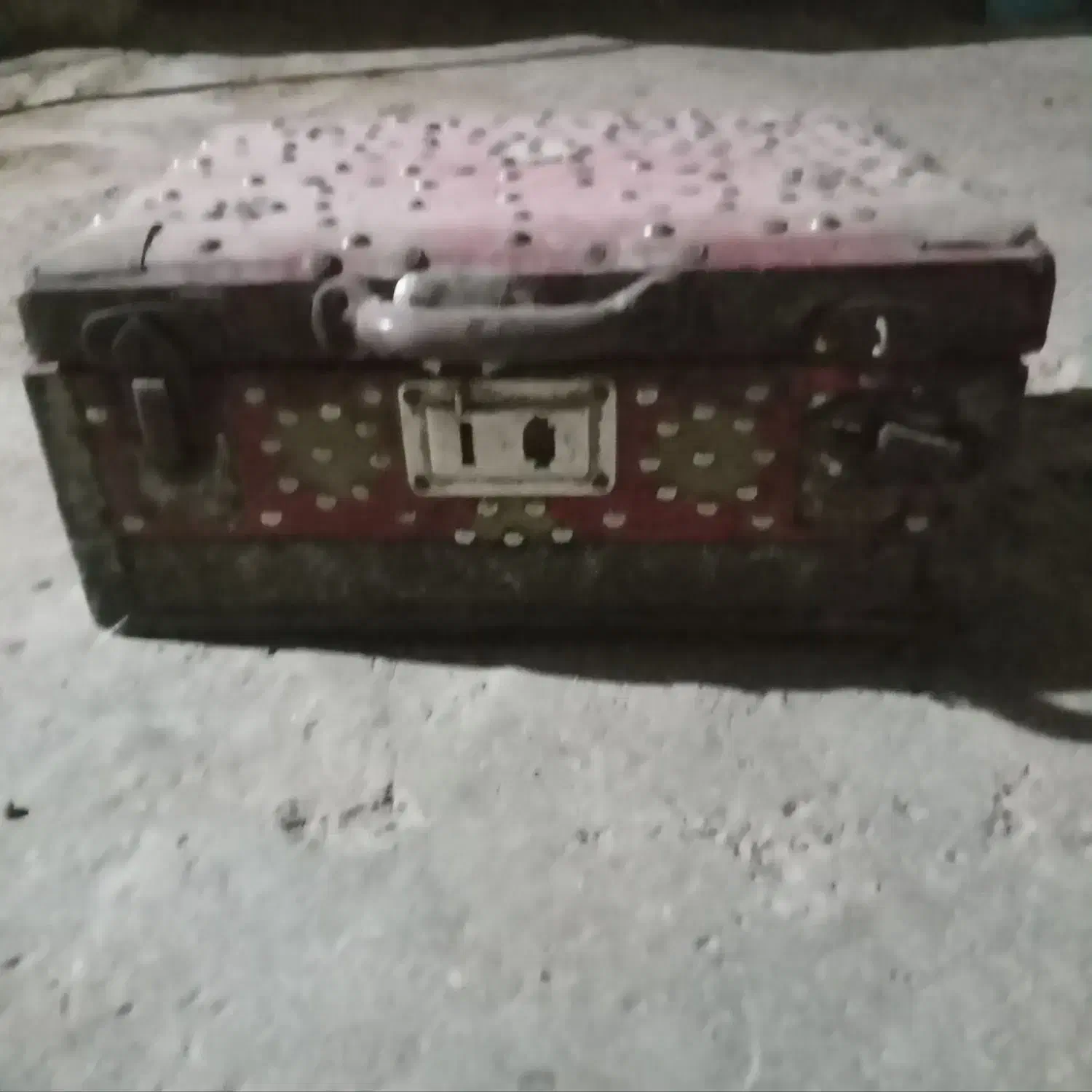 فروش صندوقچه قدیمی|کلکسیون اشیاء عتیقه|ایذه, |دیوار