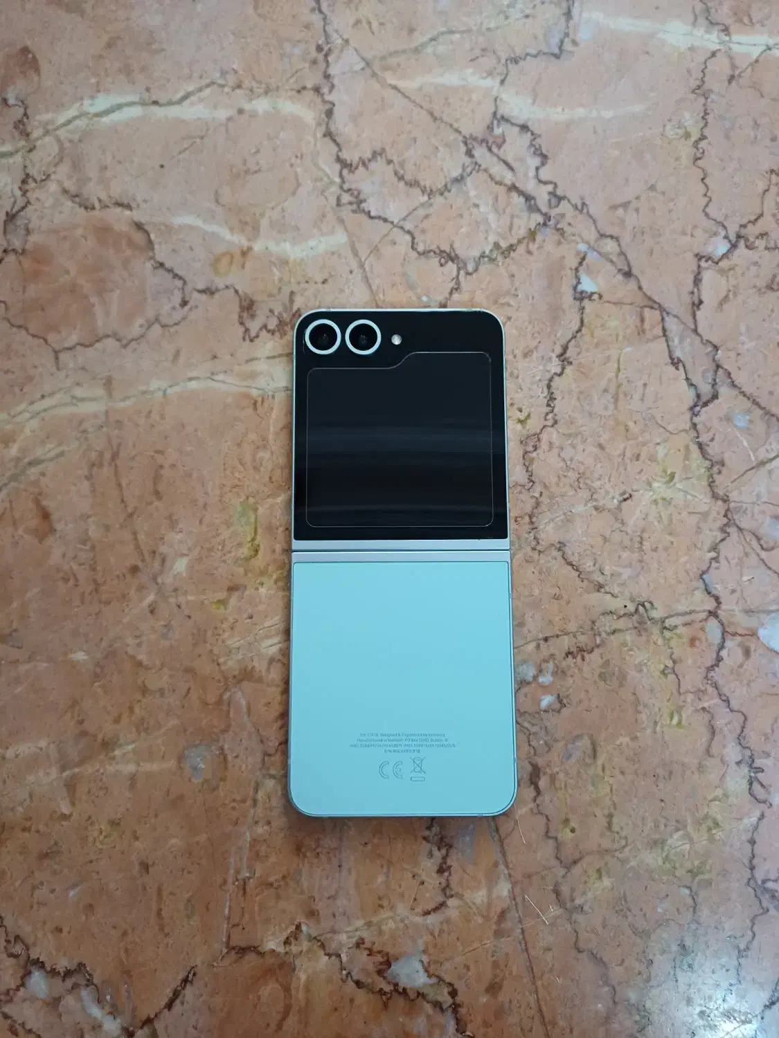 زد فلیپ ۶|موبایل|کرج, جهان‌شهر|دیوار