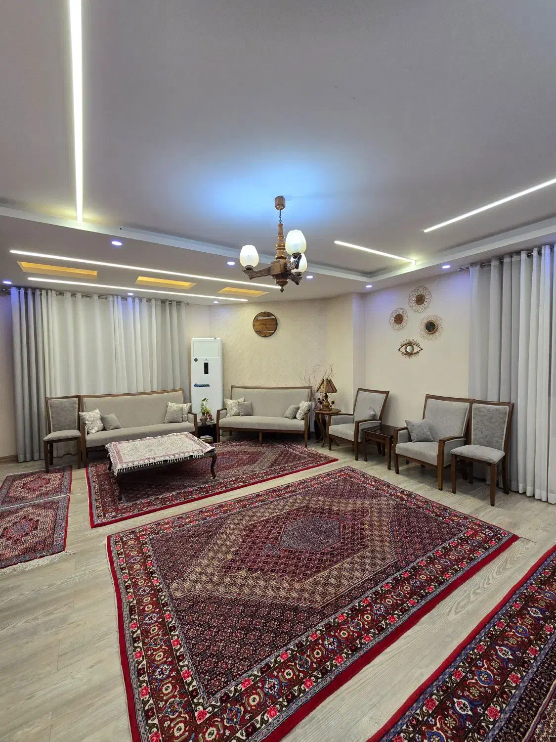 مبلمان ۱۲ نفره|مبلمان خانگی و میز عسلی|سنندج, |دیوار