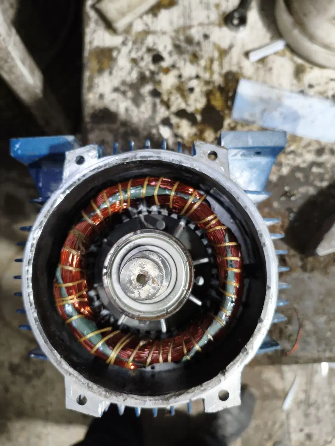 سیم پیچی و خدمات برق صنعت|خدمات پیشه و مهارت|قم, زنبیل آباد|دیوار