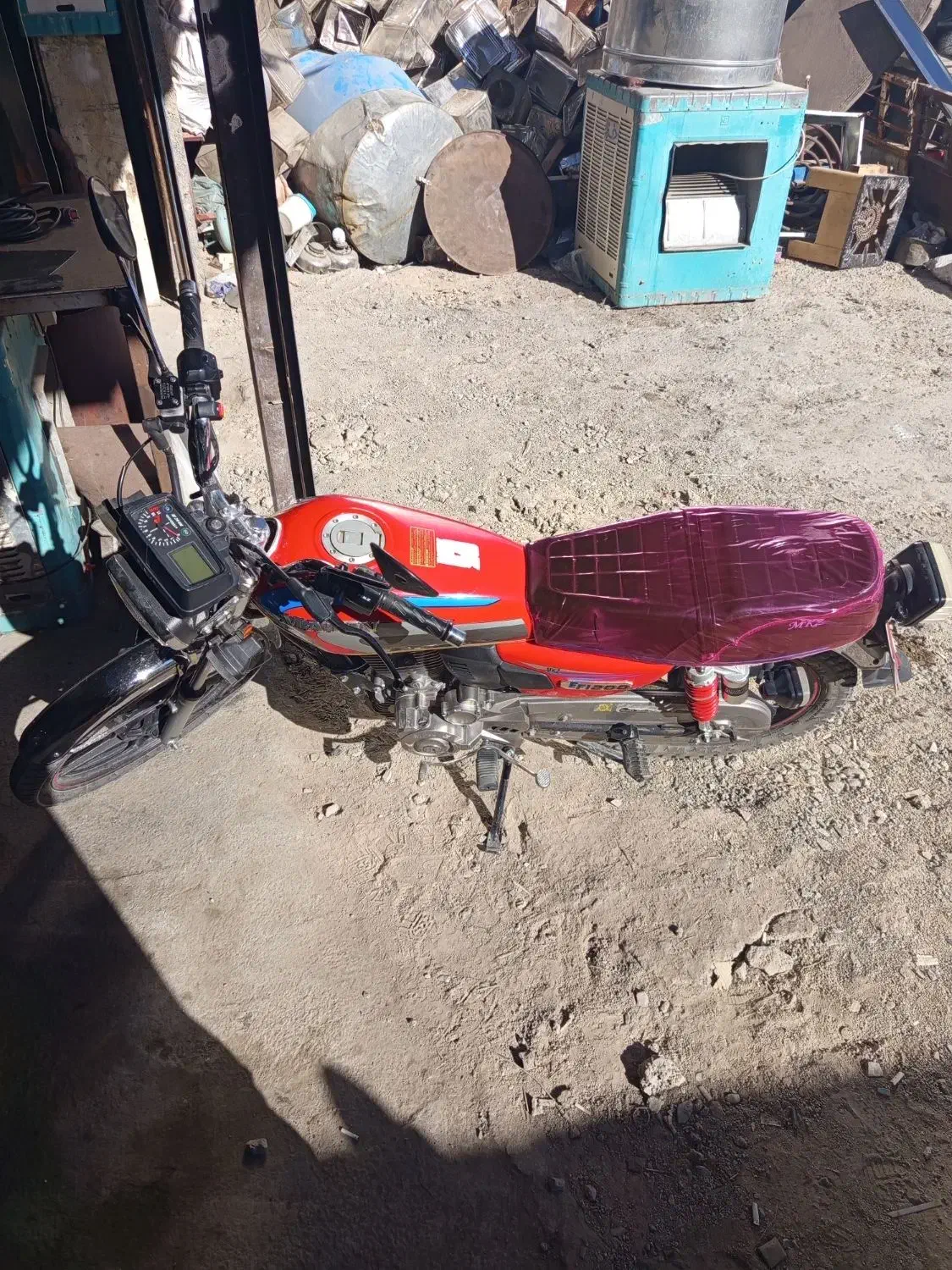 موتور|موتورسیکلت|قروه, |دیوار