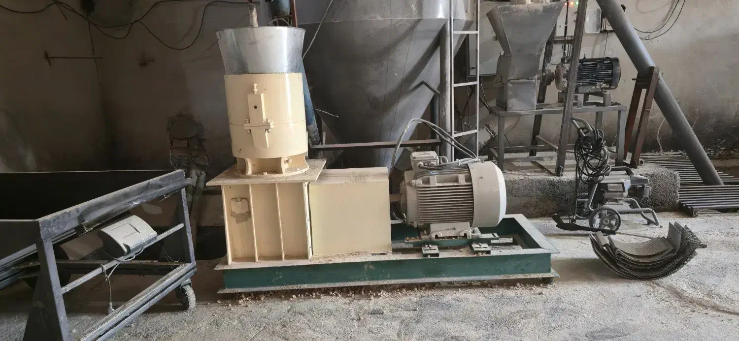 فروش دستگاه پرس سرد خوراک دام و طیور|ماشینآلات صنعتی|بدره, |دیوار