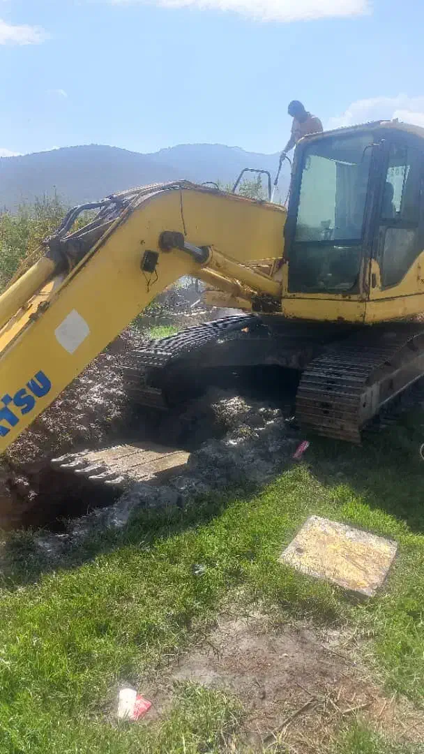 استخدام راننده بیل مکانیکی|استخدام حمل و نقل|گنبد کاووس, |دیوار