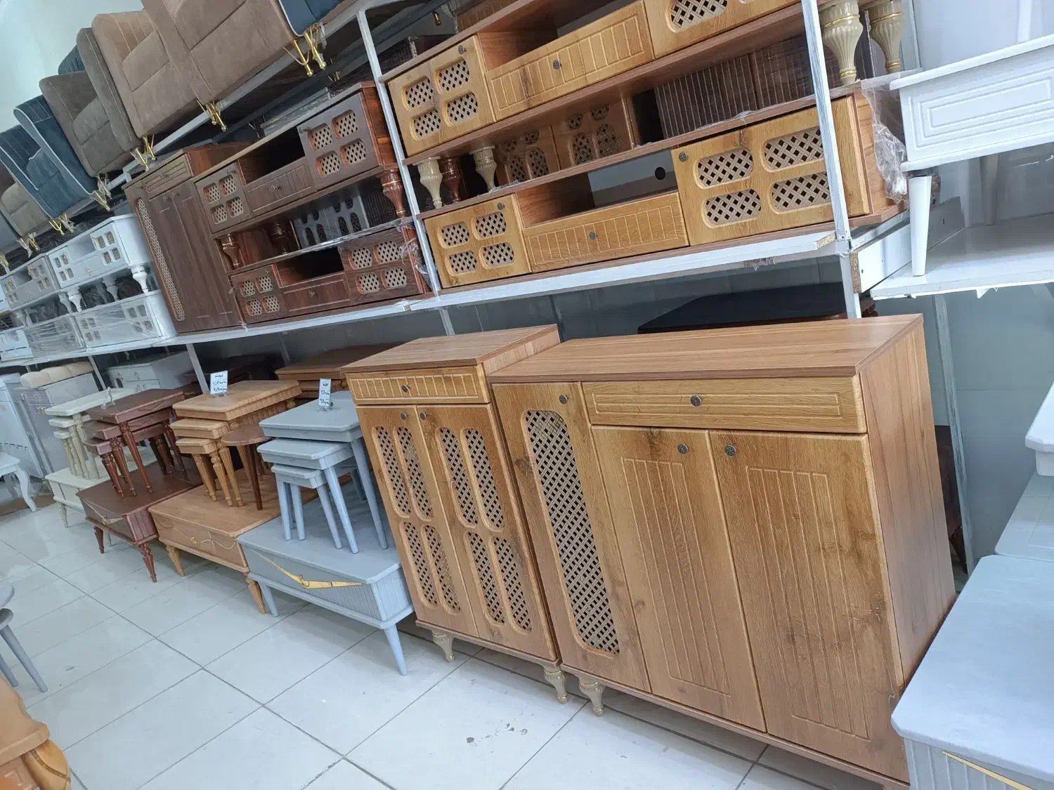 جاکفشی و میزتلوزیون مدل اشگی|میز تلویزیون|نیشابور, مدرس|دیوار