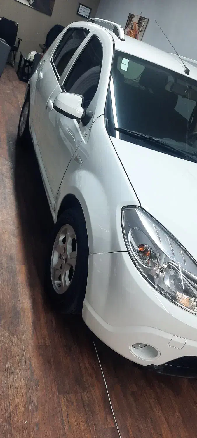 ساندرو  اتومات  مدل 95 فروش فوری|خودرو سواری و وانت|تهران, استقلال|دیوار