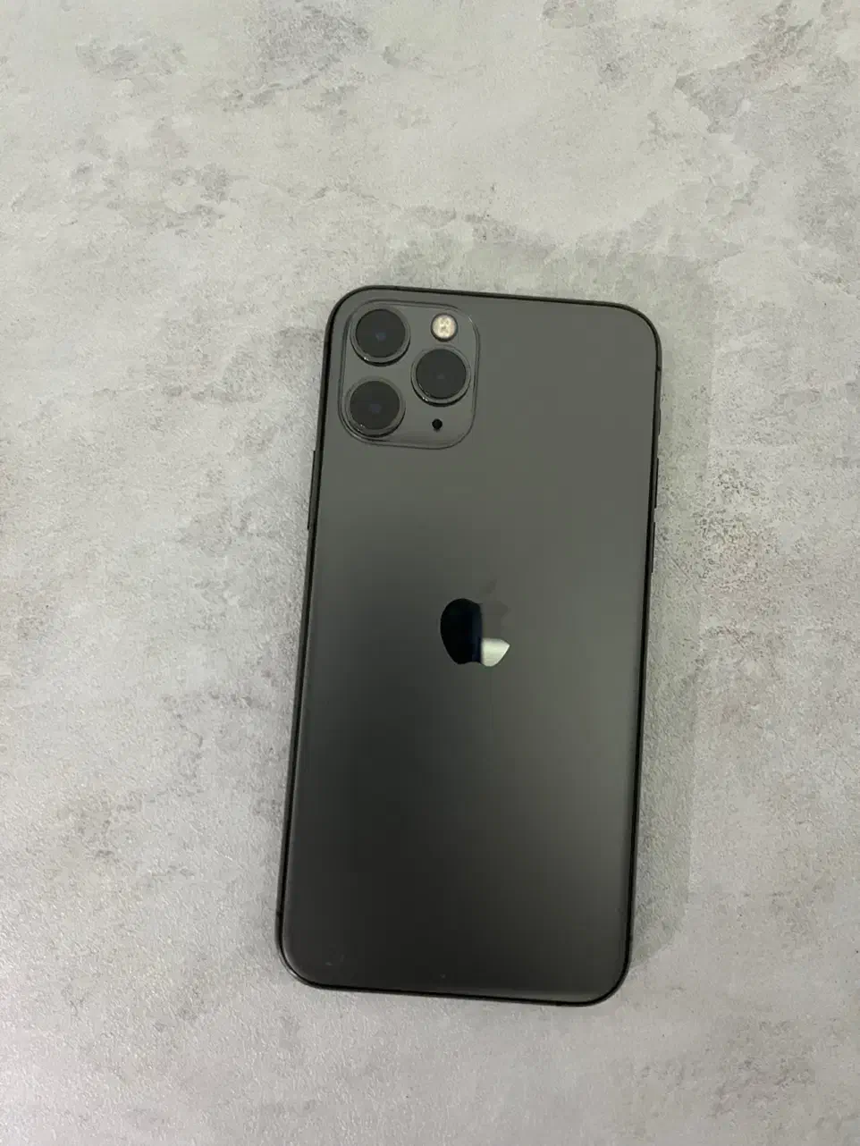 گوشی ۱۱pro ۳۴تومن|موبایل|رشت, بوسار|دیوار