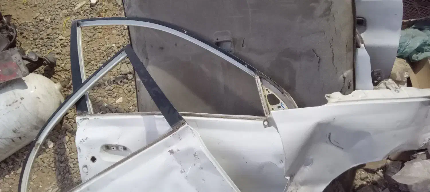 داغی درب و گلگیر ریو|قطعات یدکی و لوازم جانبی|تهران, گلستان (شهرک راه آهن)|دیوار