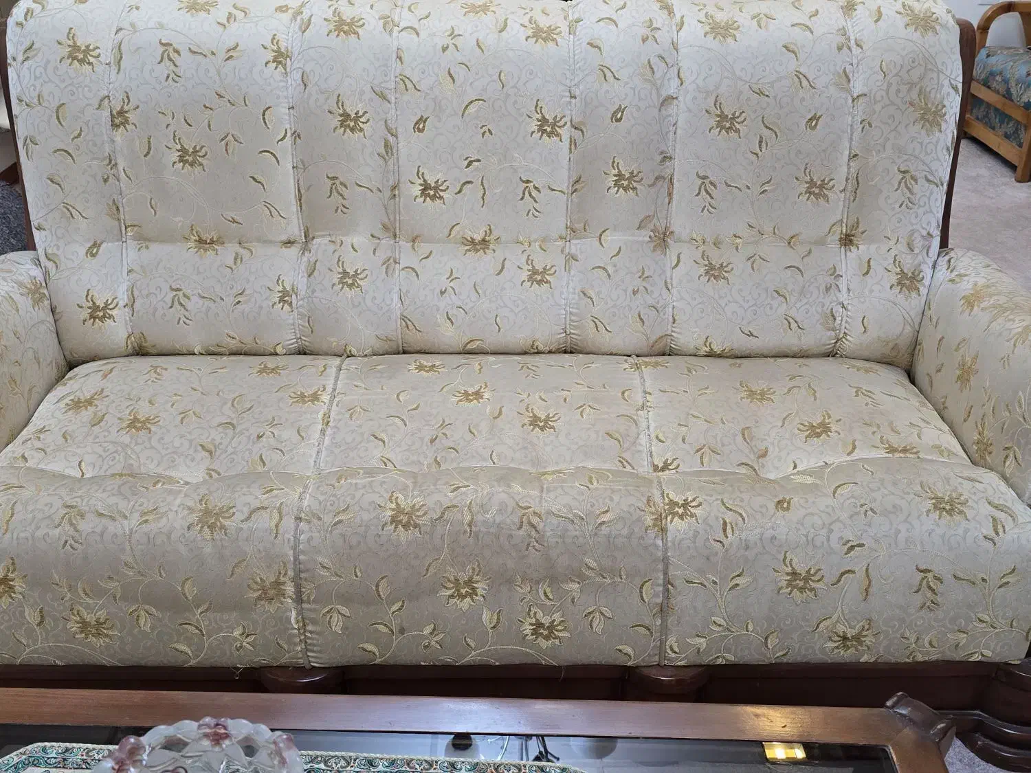 فروش مبل ۷نفره پایه چوبی|مبلمان خانگی و میز عسلی|چمران, |دیوار