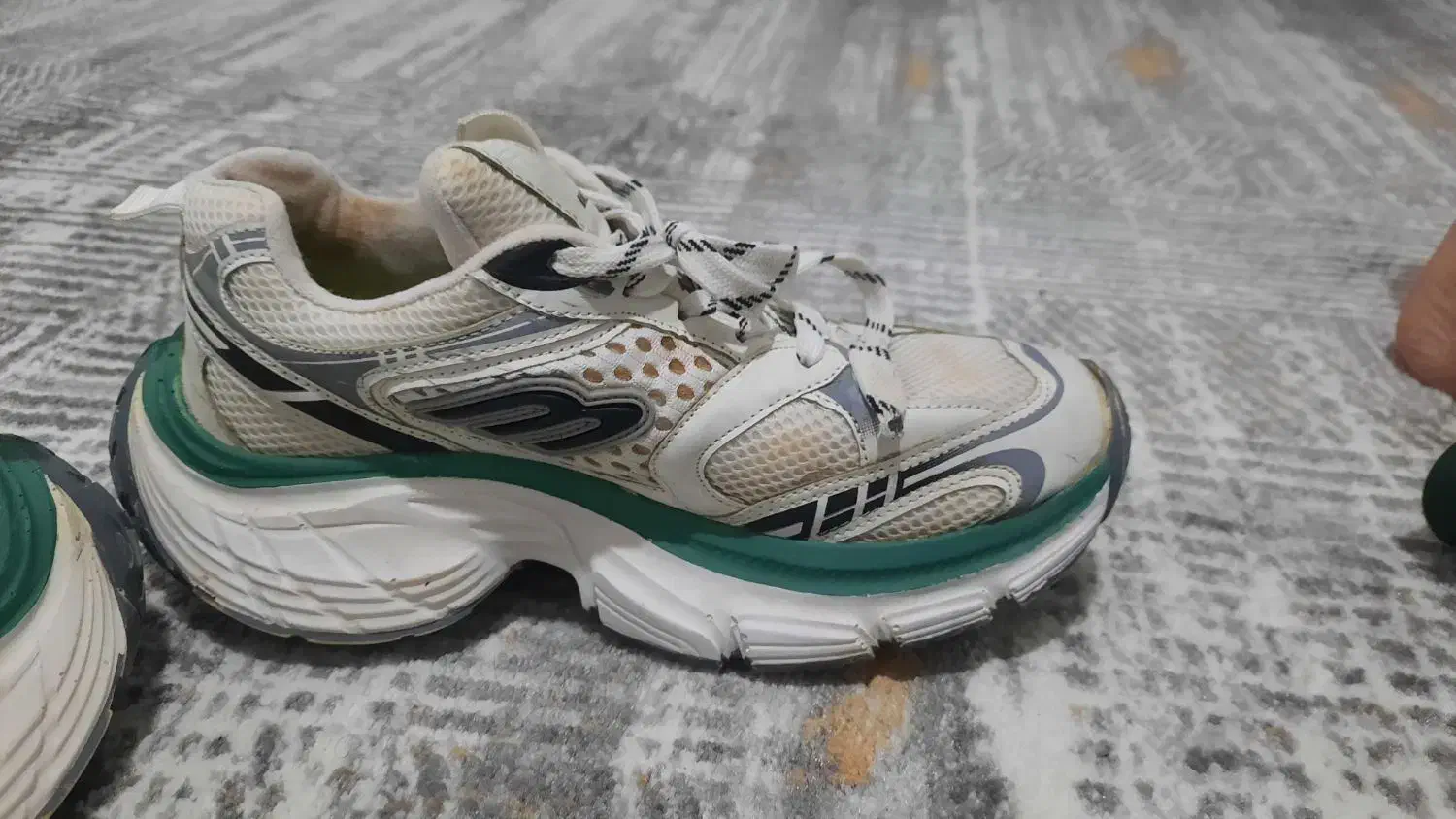 کفش کتانی درحدنو یک تومن سایز ۴۲یا ۴۱|کیف، کفش، کمربند|کوهدشت, |دیوار