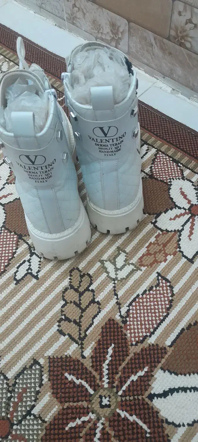 کفش|کیف، کفش، کمربند|مشهد, سجادیه|دیوار