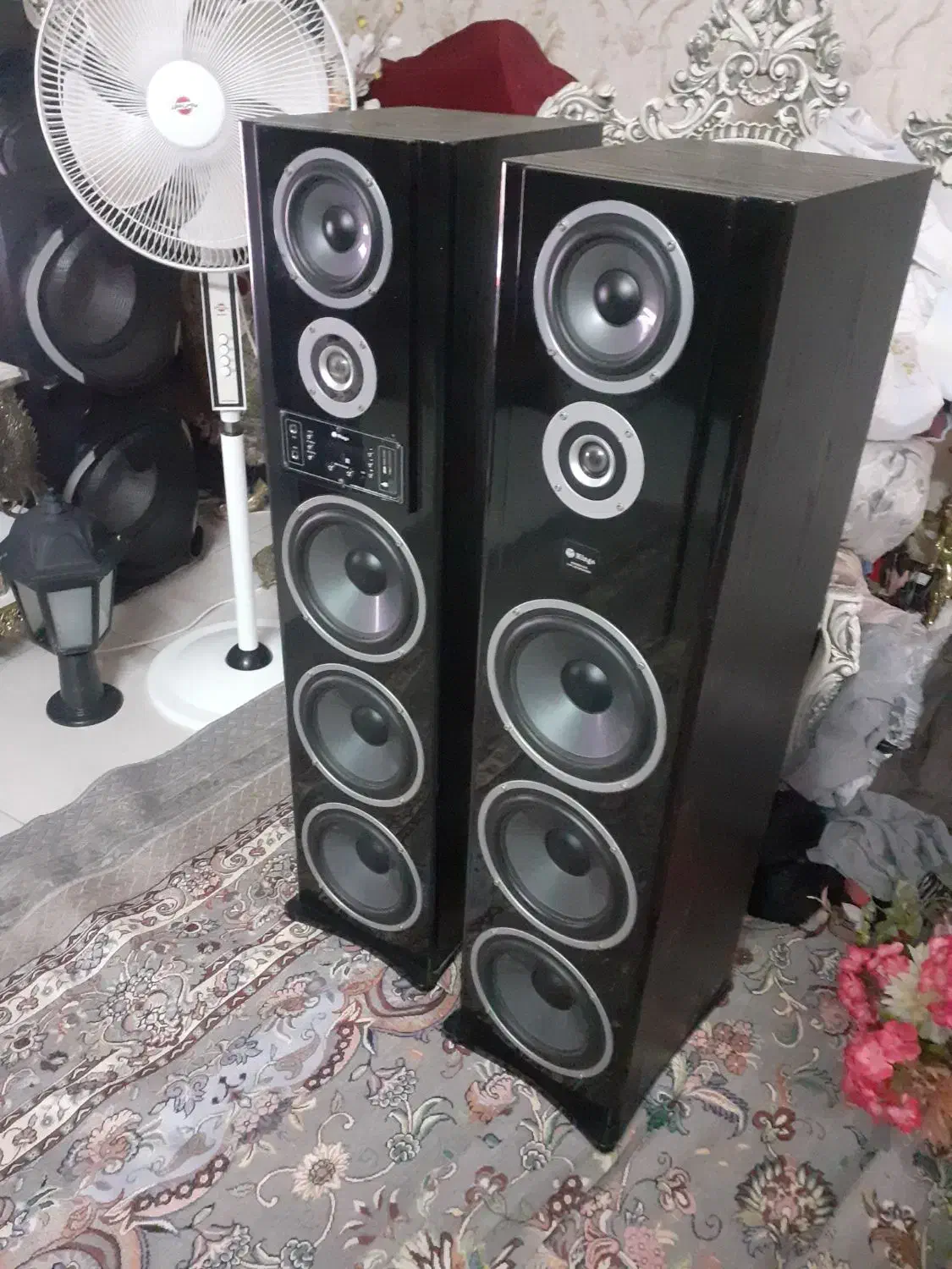 اسپیکر مینگو با صدای قوی فلش ایو ایکس ورم داره|سیستم صوتی خانگی|قرچک, زیبا شهر|دیوار