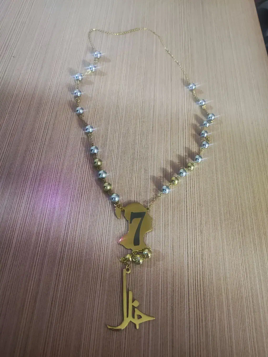 گردنبند|بدلیجات|اصفهان, مصلی|دیوار