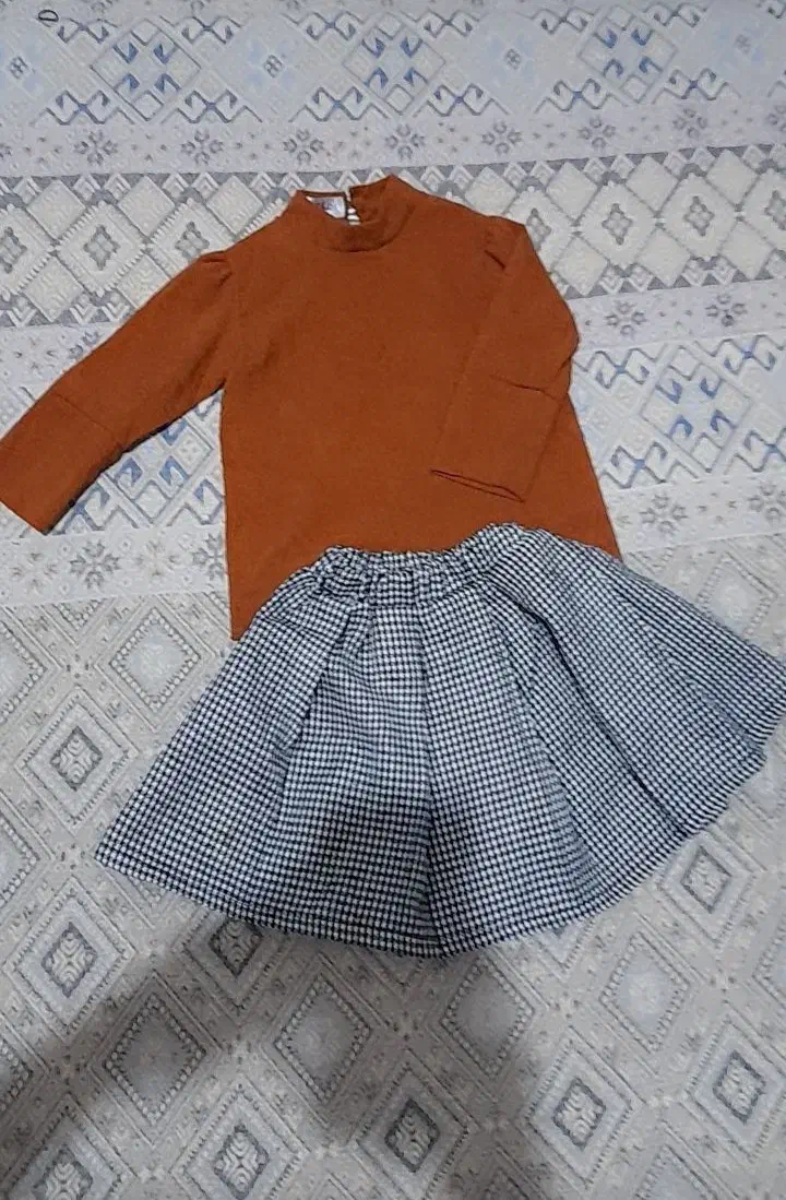 بلوز دامن عروسکی پشم پاییزه رنگ شکلاتی ترند|کفش و لباس بچه|میاندوآب, |دیوار