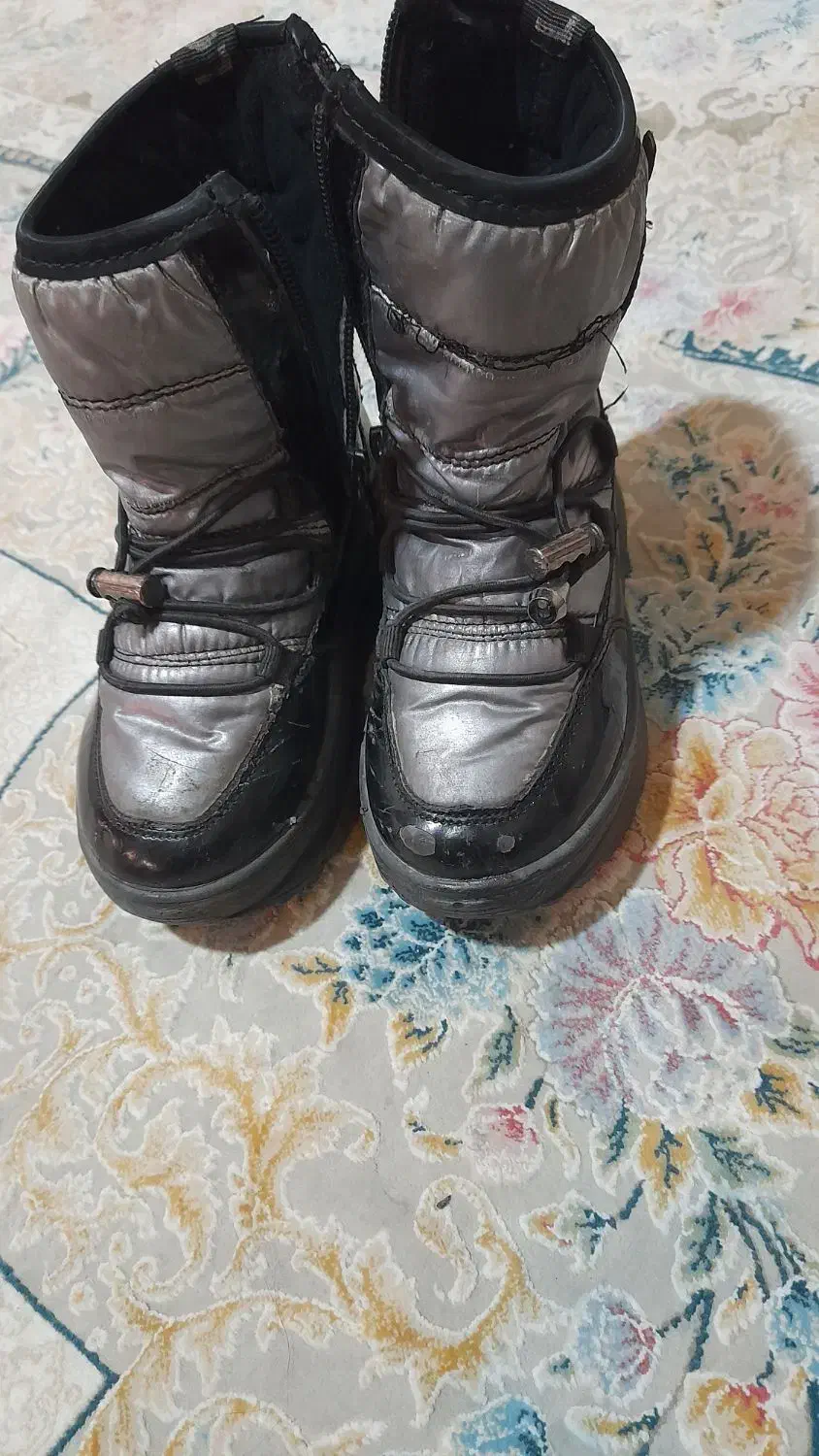 بوت سایز۲۹|کفش و لباس بچه|شاهین‌شهر, حافظ جنوبی|دیوار