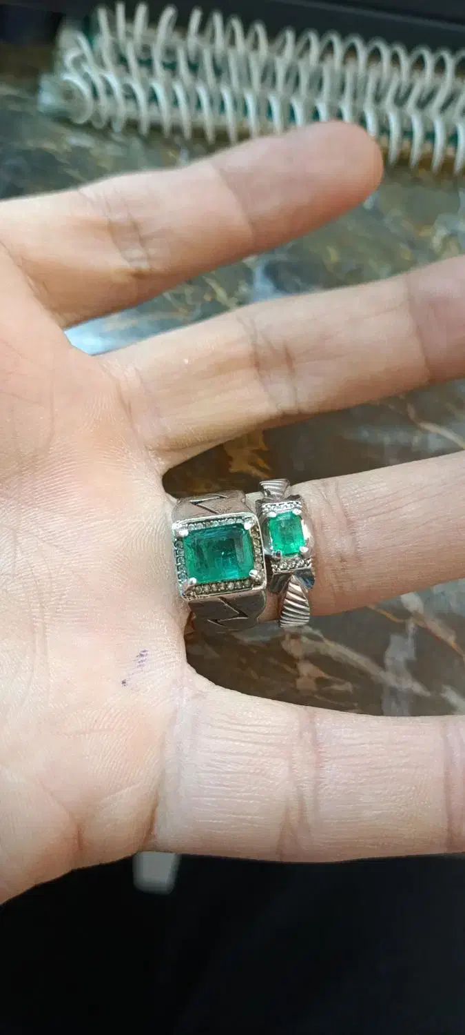 انگشتر زمرد پنجشیر کلکسیونی|جواهرات|مشهد, حسینآباد|دیوار