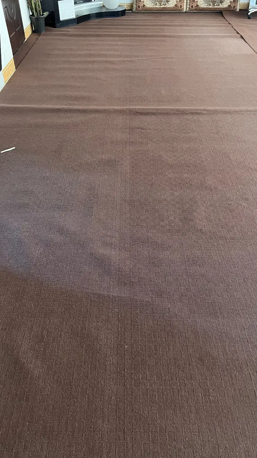 موکت قهوه ایی تمیز|موکت|ایلام, |دیوار