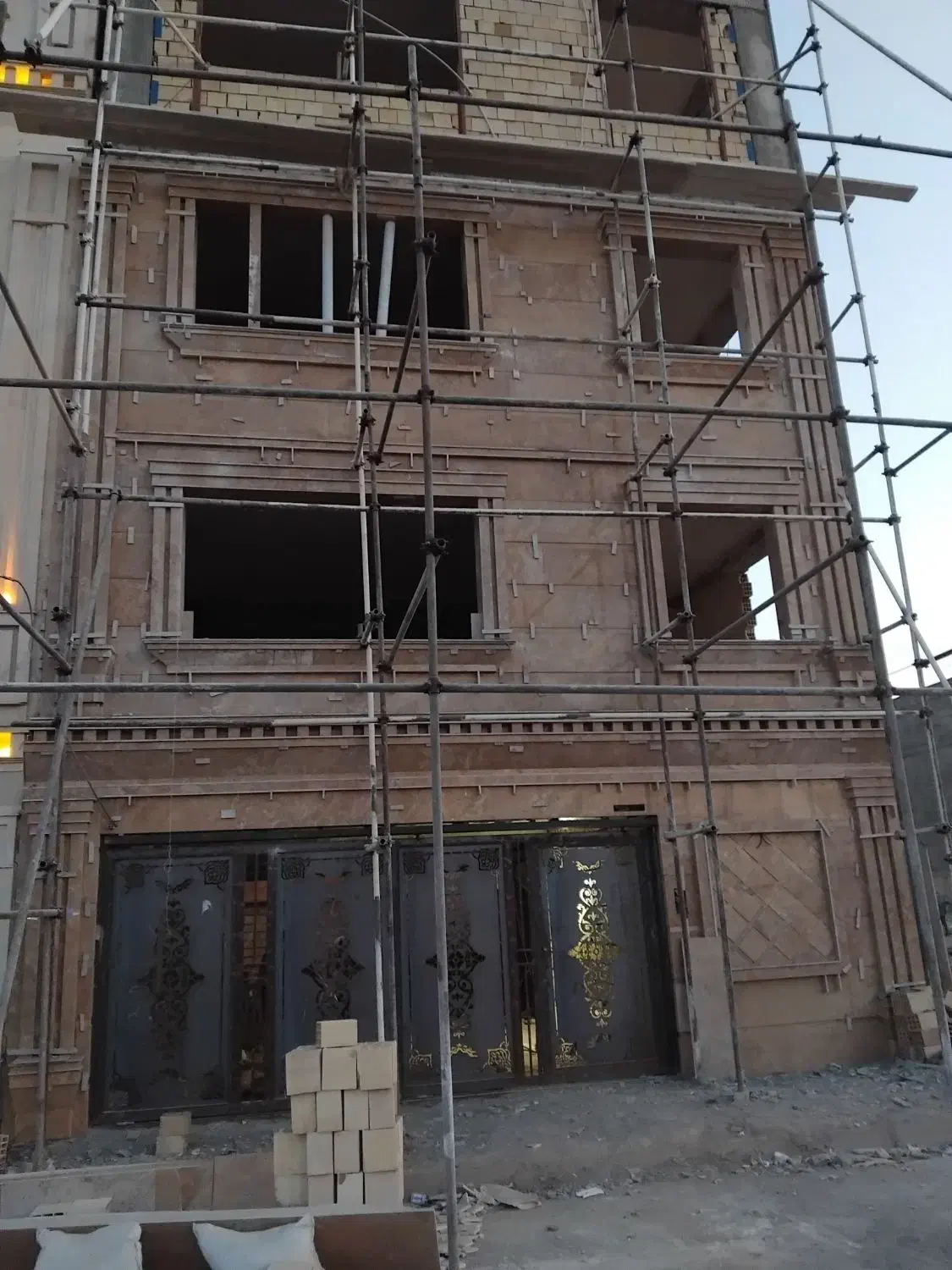 سنکاریسرامیککاشی|خدمات پیشه و مهارت|اقبالیه, |دیوار