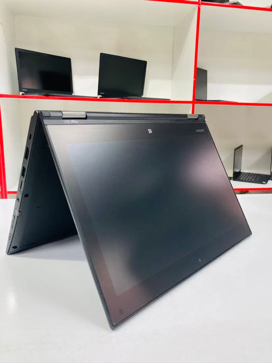 لپتاپ لنوو یوگا Core i5 رم 8 تاشو ( استوک اروپایی)|رایانه همراه|شهرکرد, |دیوار