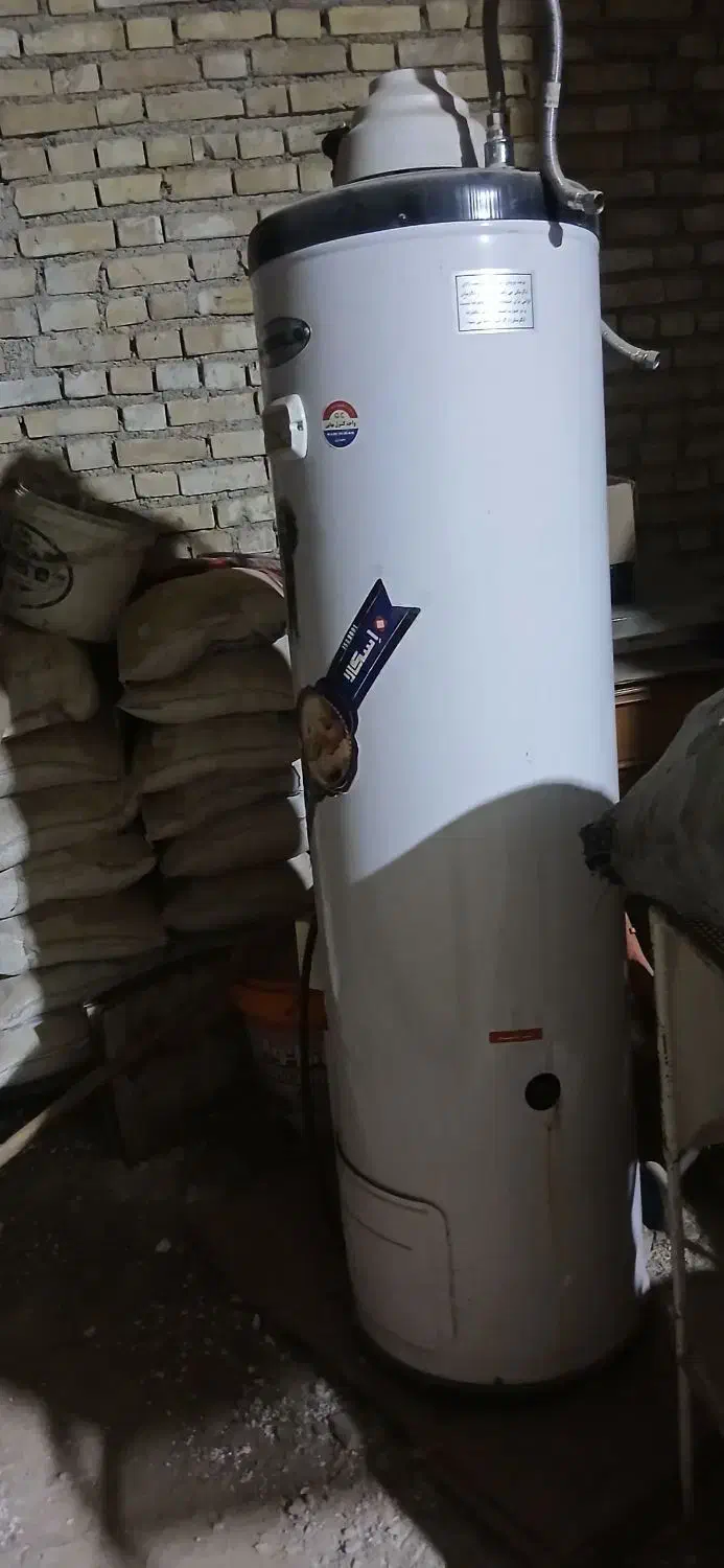 آب گرم کن مخزنی|آبگرمکن، پکیج، شوفاژ|باوی, |دیوار