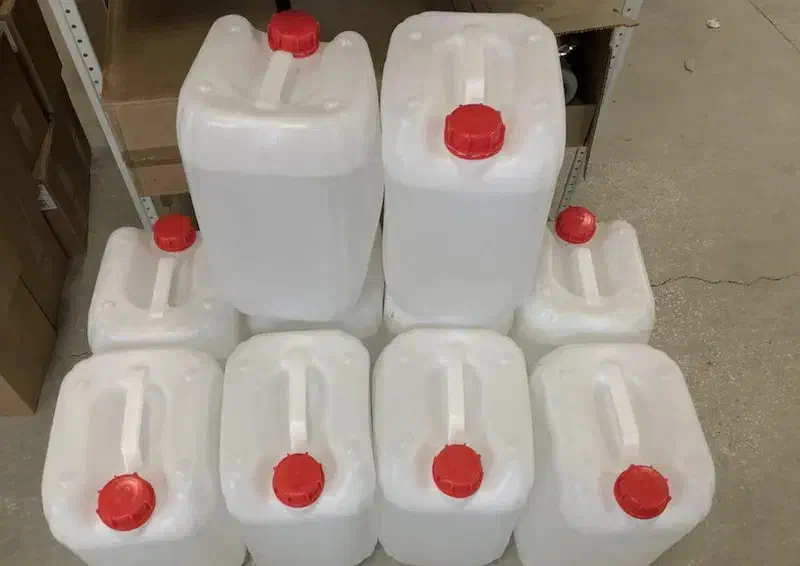 دبه خالی 20و10لیتری|ظروف نگهدارنده، پلاستیکی، یک‌بارمصرف|بیرجند, |دیوار