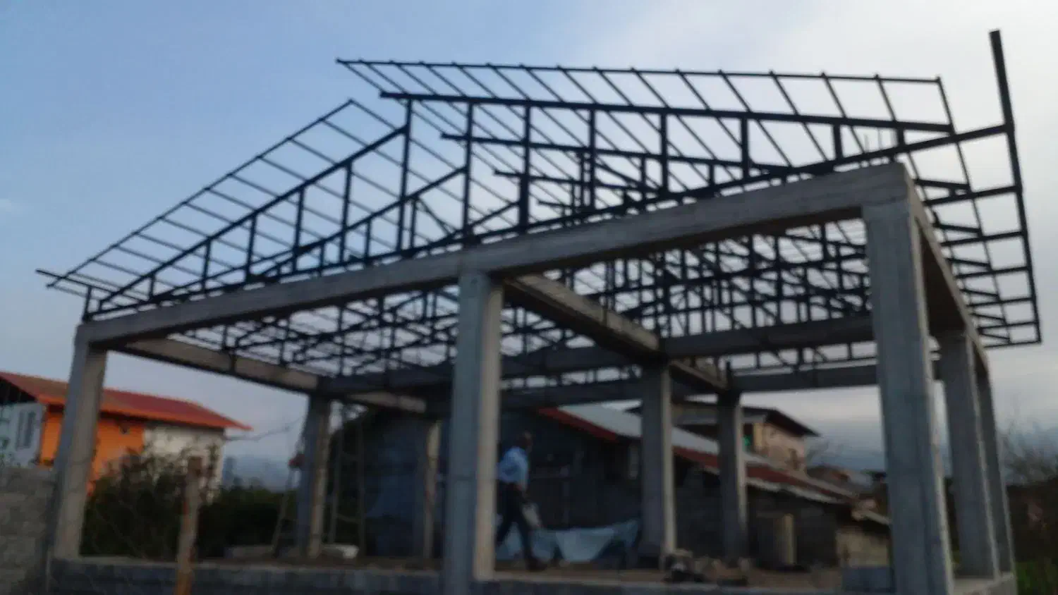 جوشکاری اسکلت فلزی پذیرفته میشود|خدمات پیشه و مهارت|املش, |دیوار