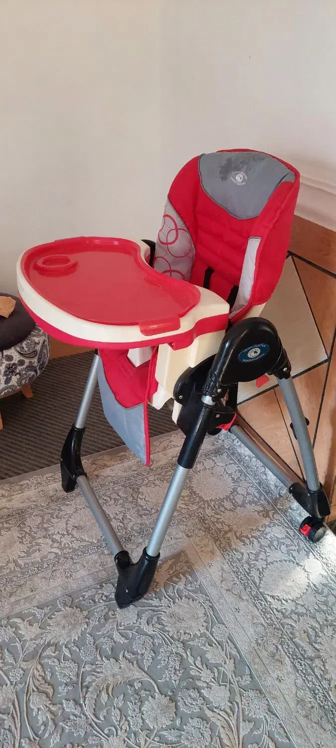 صندلی غذا|میز و صندلی غذاخوری|کوهمره, |دیوار