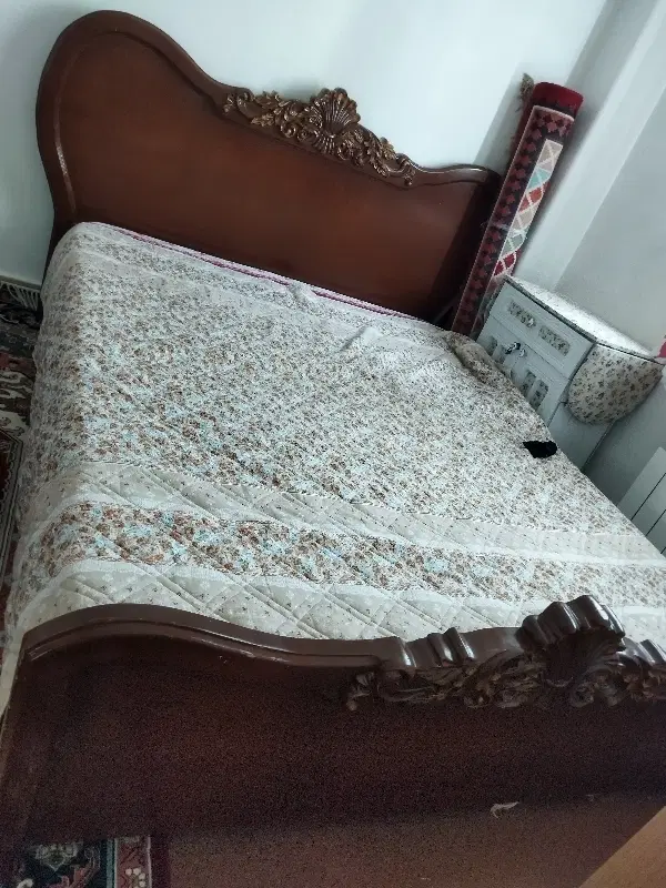 تخت|تخت و سرویس خواب|خلخال, |دیوار