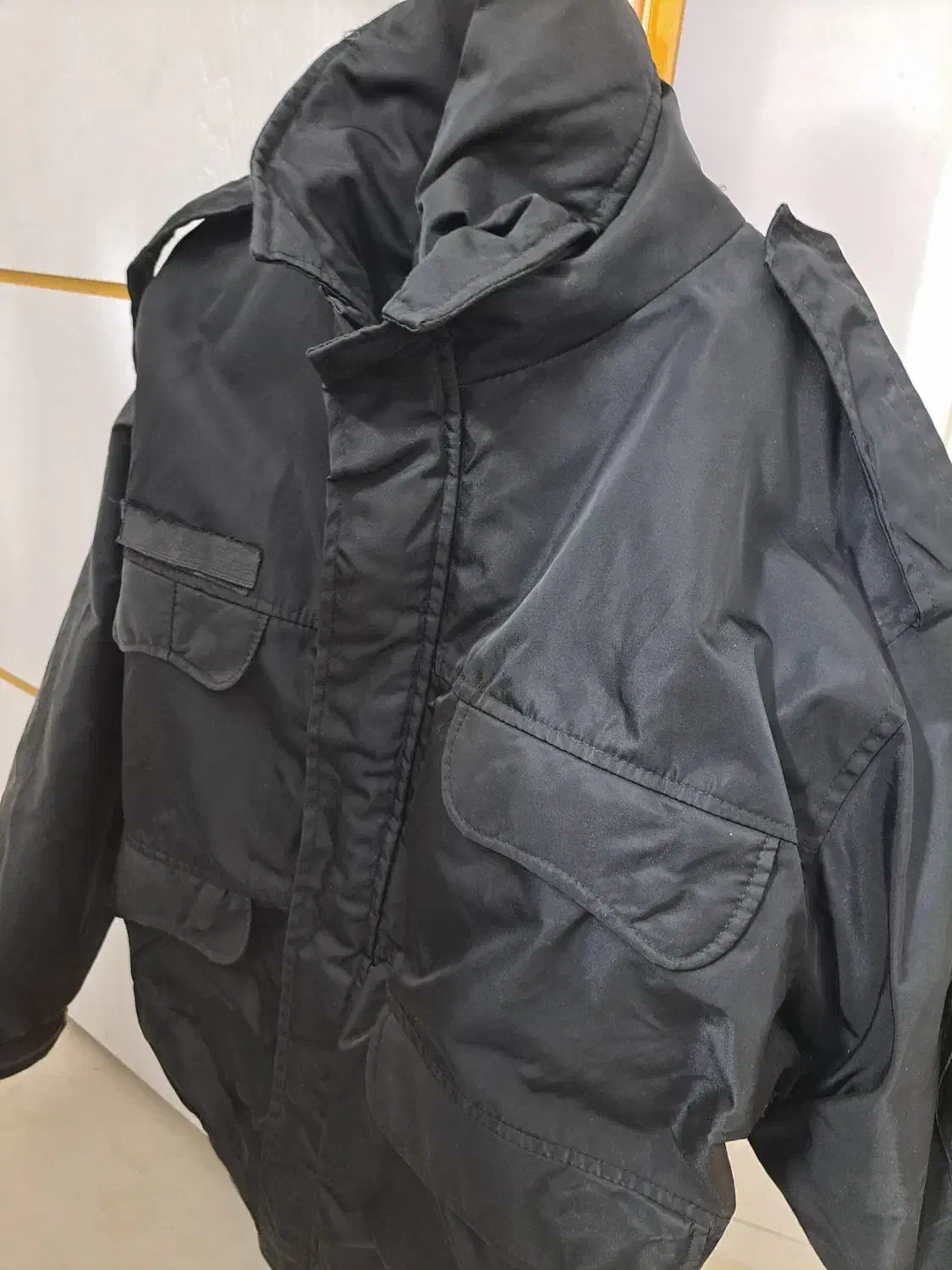 کاپشن جنس خوب و شلوار نگهبانی و پیرهن|لباس|فولادشهر, A3|دیوار