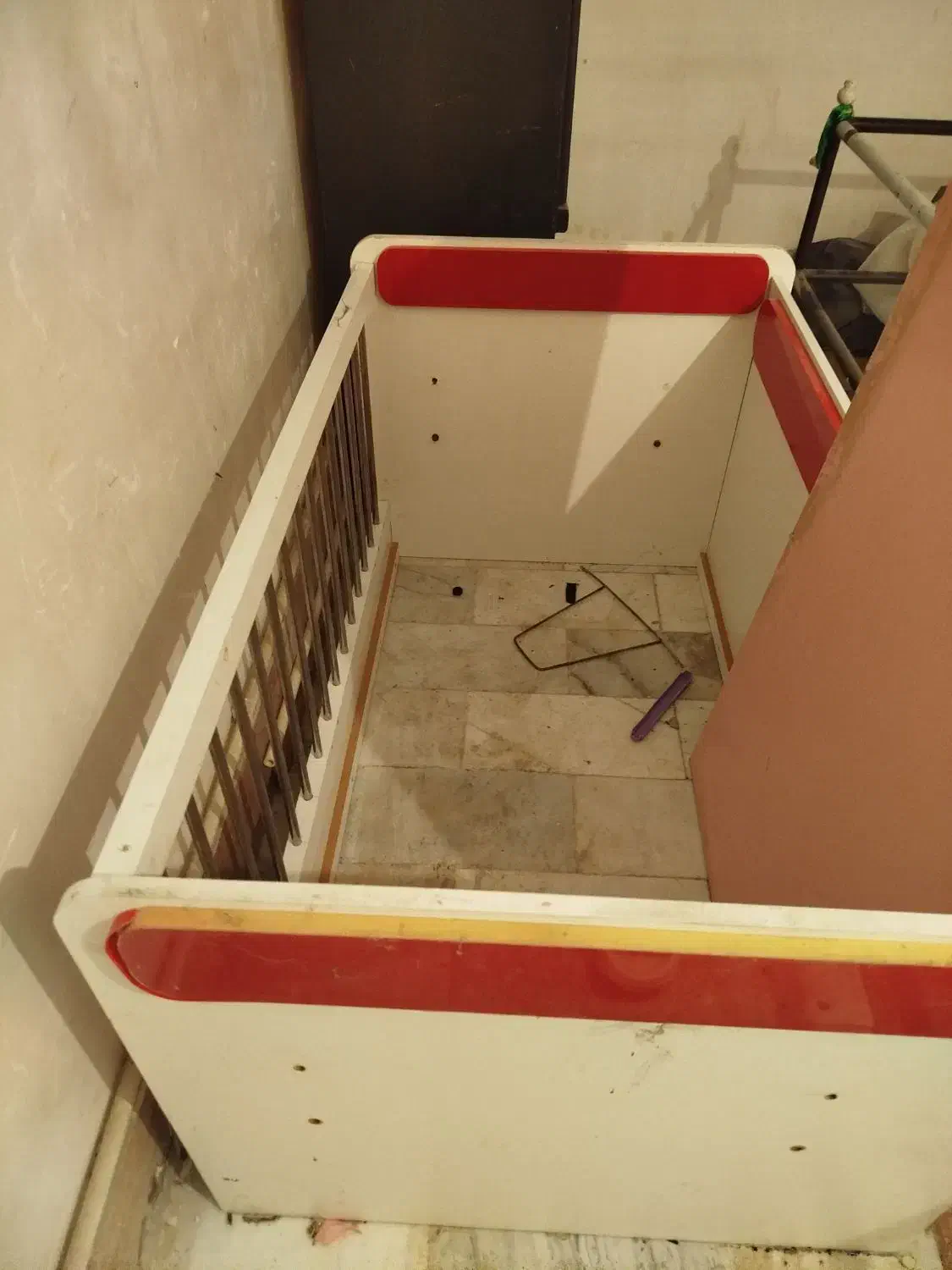 تخت کودک|تخت و صندلی بچه|میاندوآب, |دیوار