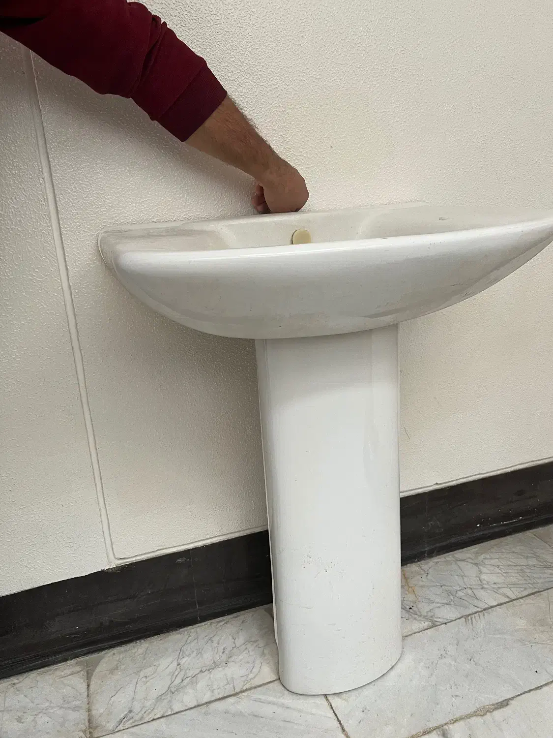 روشویی سرامیکی دستشویی|لوازم سرویس بهداشتی|اصفهان, شیخ اشراق|دیوار