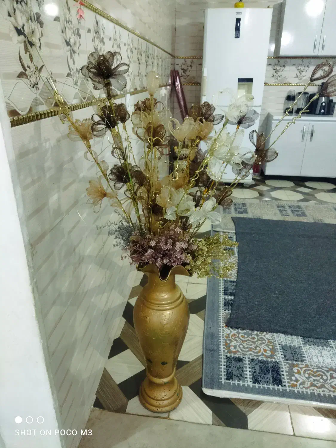 گل و گلدان و دوچرخه ثابت ورزشی|گل مصنوعی|کوهدشت, |دیوار