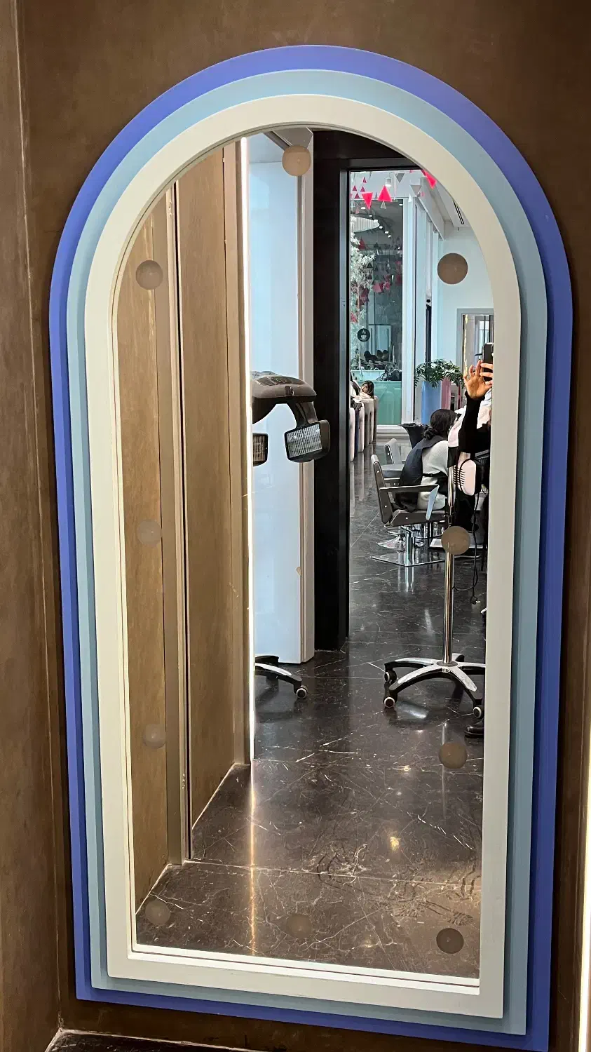 آینه و‌نیمکت در حد نو|آینه|تهران, زعفرانیه|دیوار