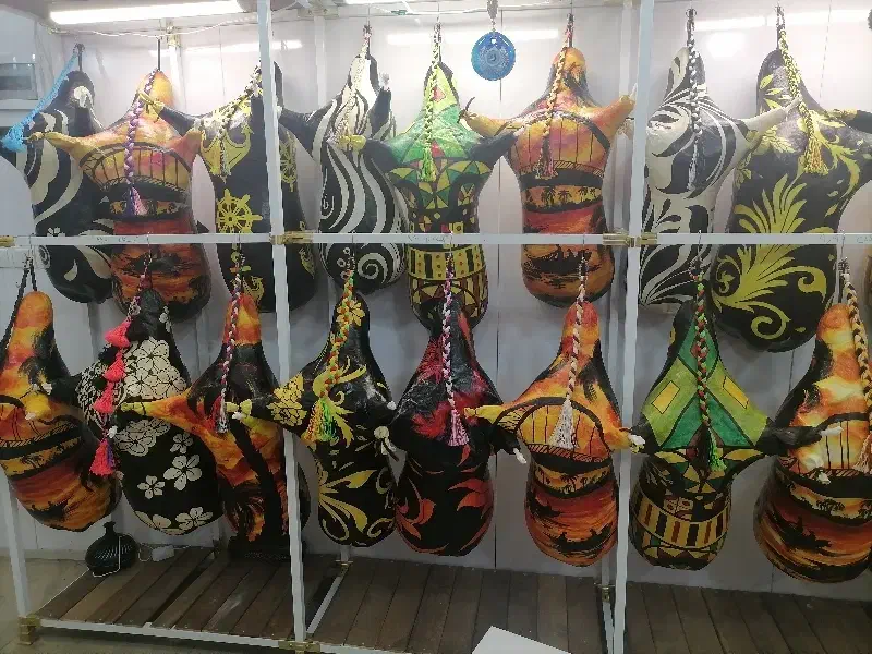 استان نی انبان|سازهای بادی|بوشهر, |دیوار