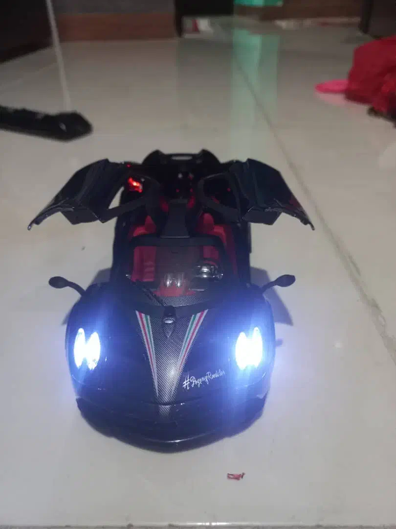 ماشین اسباب بازی|اسباب‌‌بازی|رشت, چمارسرا|دیوار