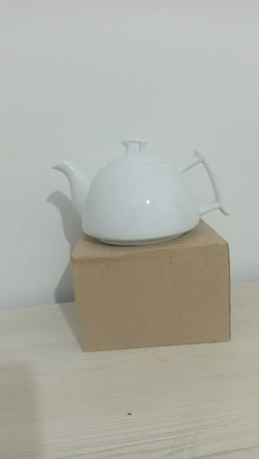 قوری چینی|قوری، کتری، قهوهساز دستی|تربت جام, شاهد|دیوار