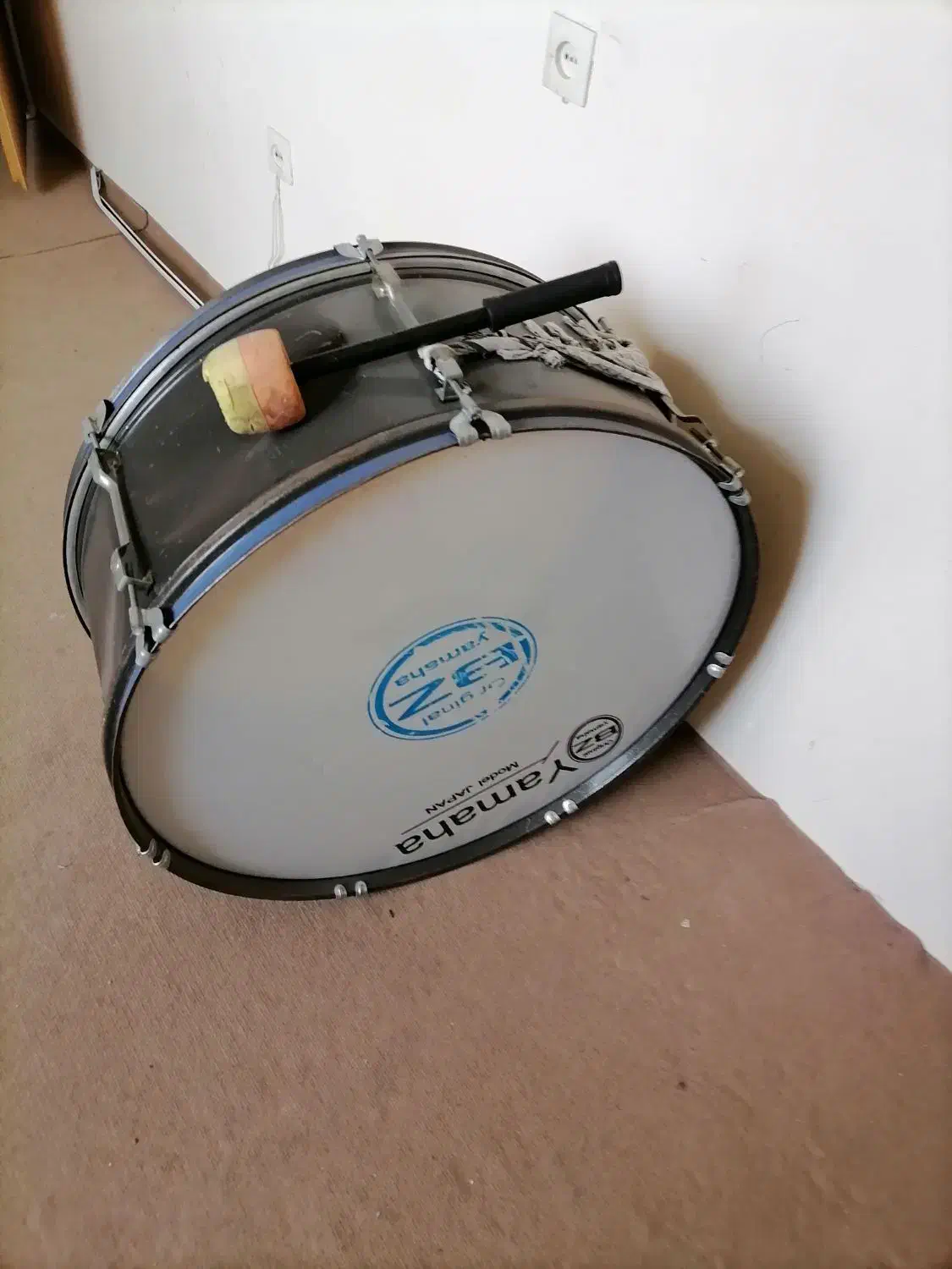 یک عدد طبل به فروش می‌رسد|درام و پرکاشن|تبریز, |دیوار