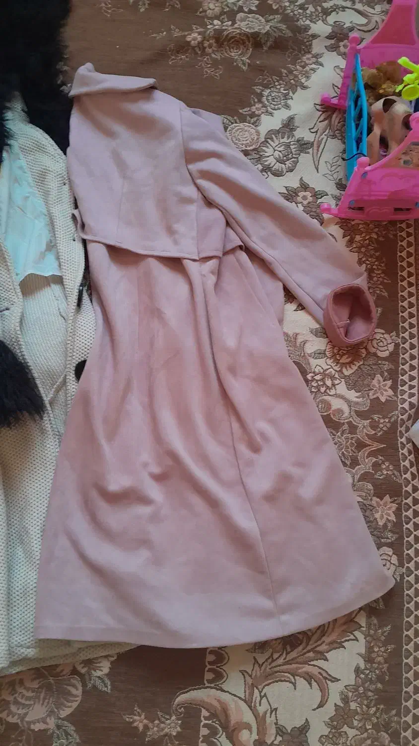 پالتوتاسایز۴۰هرکدام ۱۵۰تومان|لباس|هشتگرد, طاووسیه|دیوار