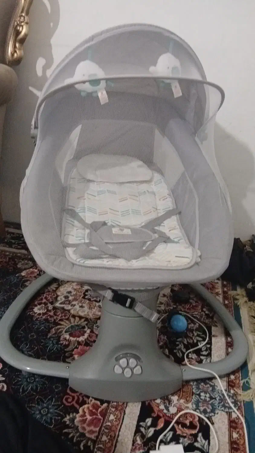 گهواره برقی ماستلا|تخت و صندلی بچه|تهران, امام زاده حسن|دیوار