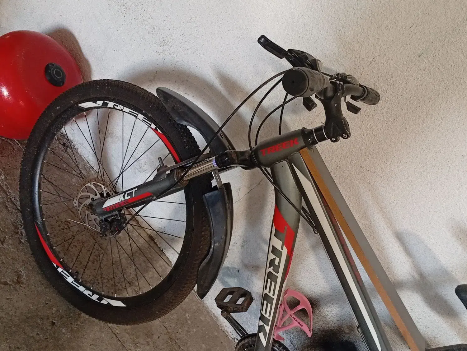 سلام یک دوچرخه مارک ترک تایوانی نو نوع دنده|دوچرخه، اسکیت، اسکوتر|فردیس, شهرک ناز|دیوار