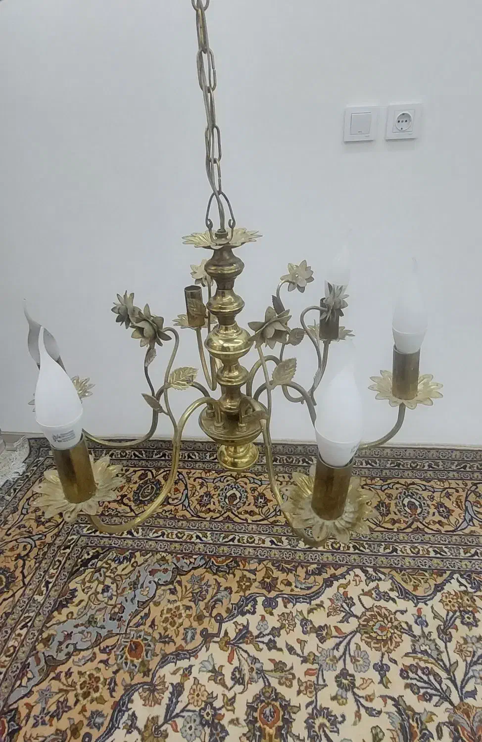 لوستر ۶ شعله و لوستر اویز سه حباب|لوستر و چراغ آویز|گلپایگان, |دیوار