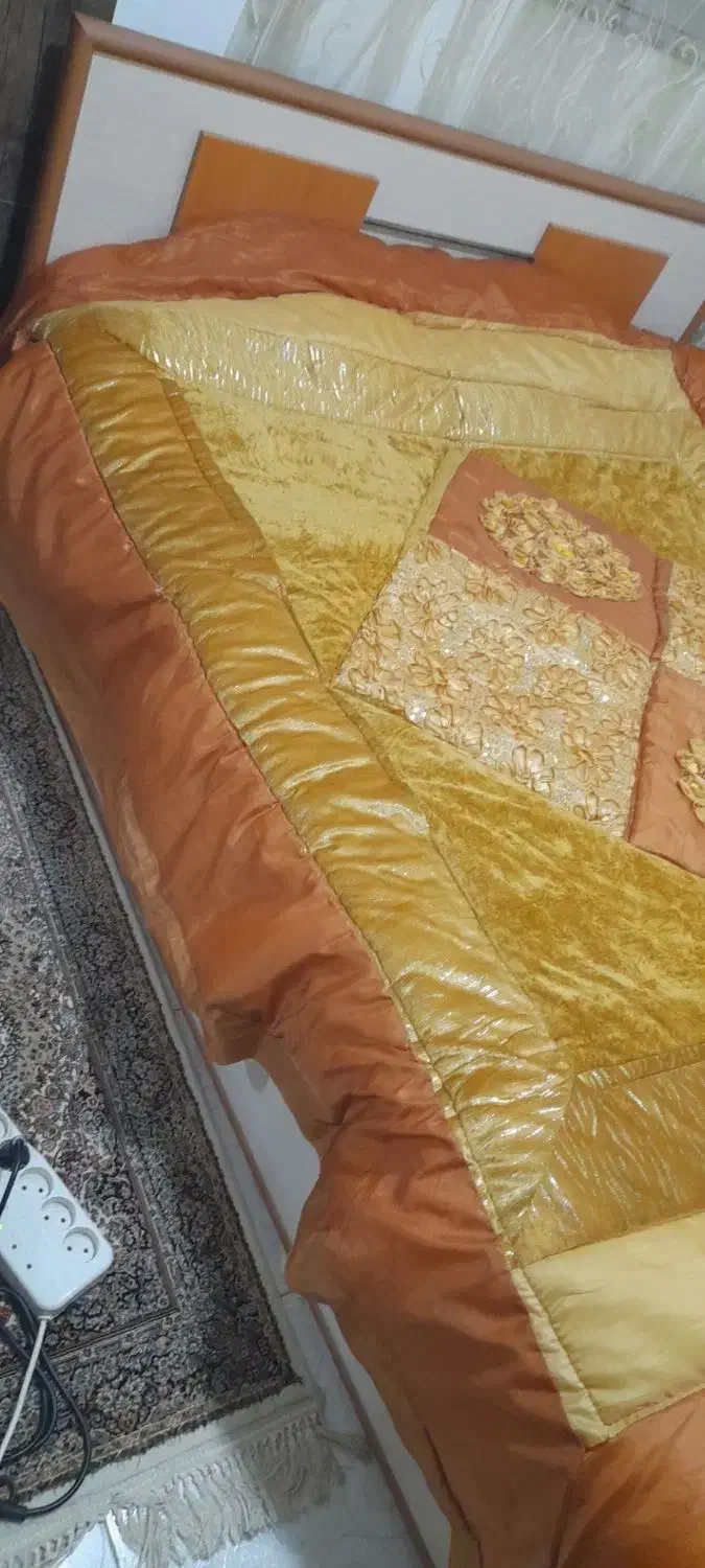 فروش تخت دونفره + تشک خوشخواب طبی فنری+ کمد دراور|تخت و سرویس خواب|رشت, یخسازی|دیوار