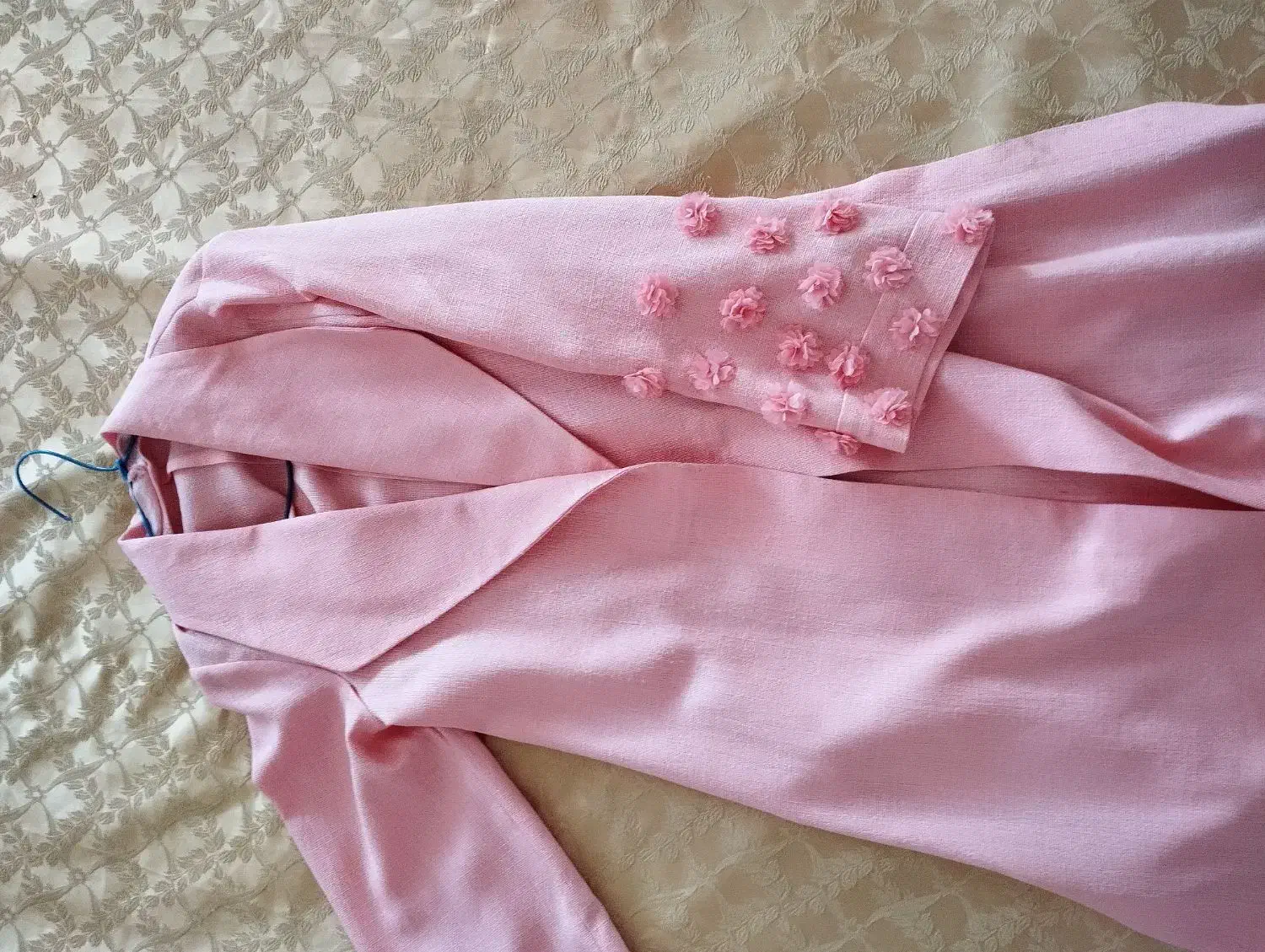 مانتو مجلسی|لباس|سورک, |دیوار