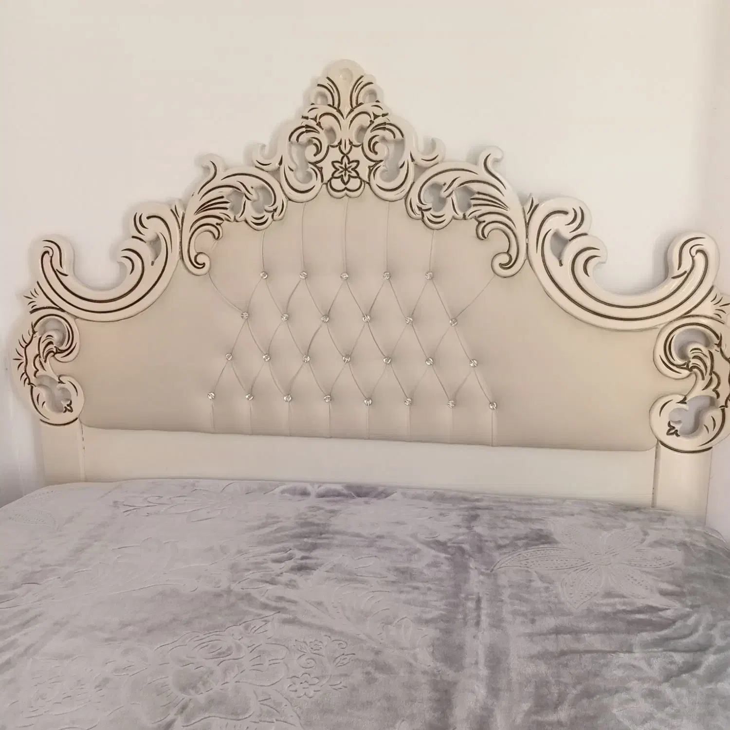 سرویس خواب|تخت و سرویس خواب|چناران, |دیوار