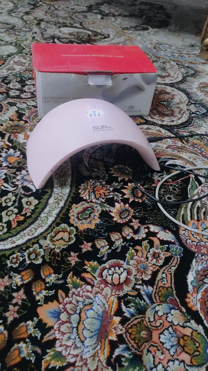 دستگاه یووی|آرایشگاه و سالن‌های زیبایی|شهریار, شهرک وائین|دیوار