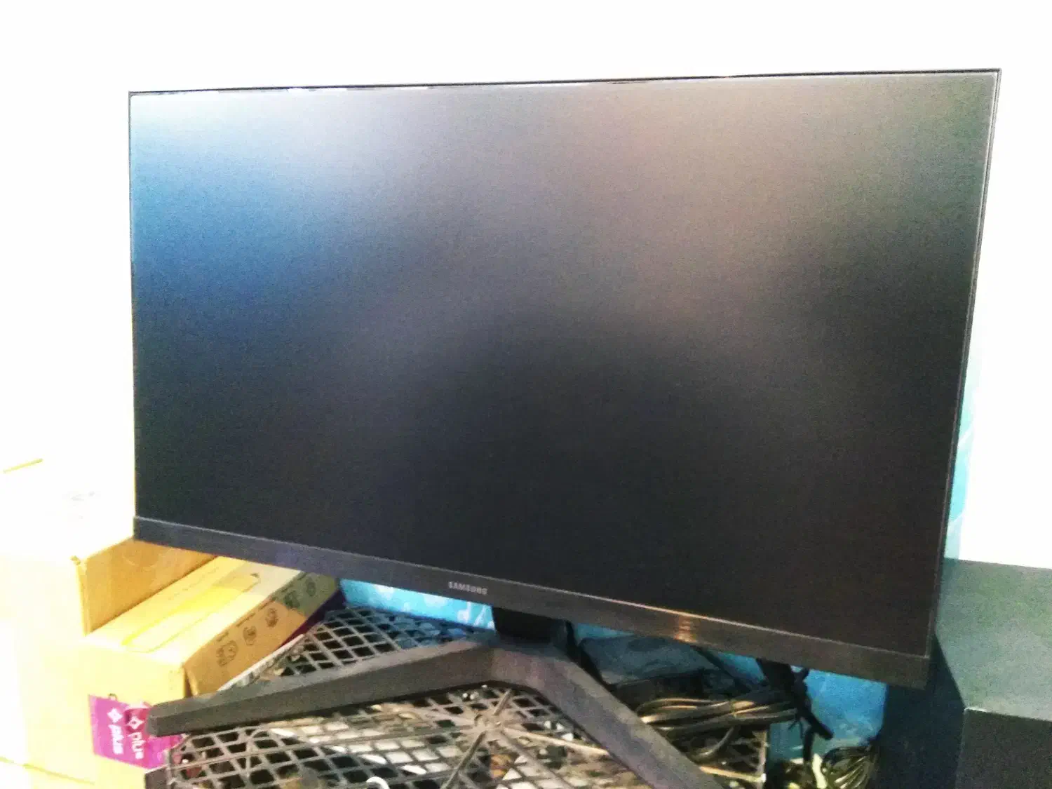 مانیتور سامسونگ ۲۲ اینچ|قطعات و لوازم جانبی رایانه|یاسوج, |دیوار