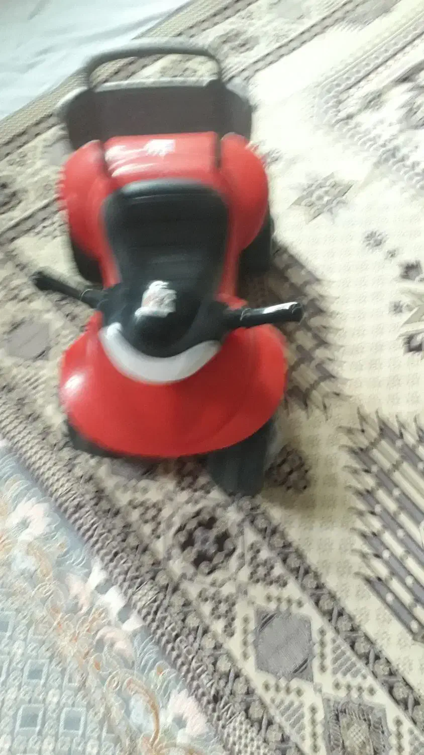 ماشین کودک سوار بشی وتفدادی وسایل بپچه|اسباب‌‌بازی|قوچان, |دیوار