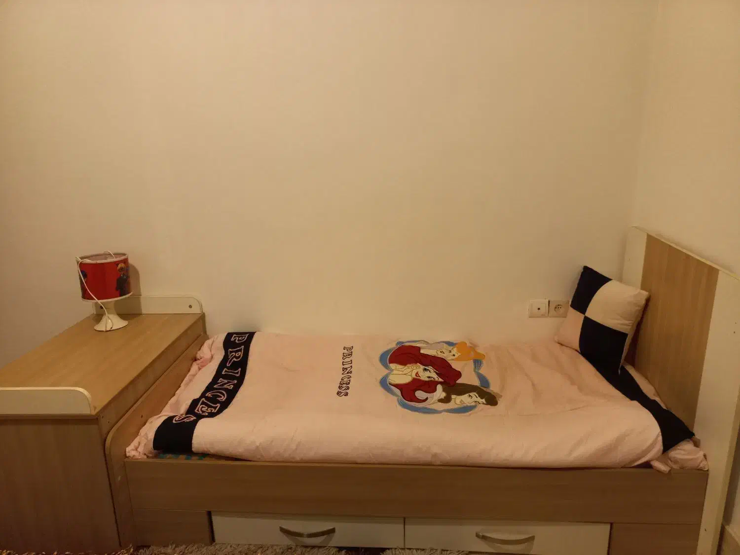 تخت و کمد|تخت و سرویس خواب|کاشان, فاز ۱ ناجی آباد|دیوار